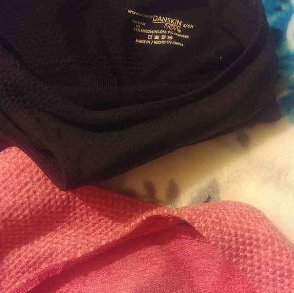 *4 for$10*Two sports bras - Picture 4 of 5